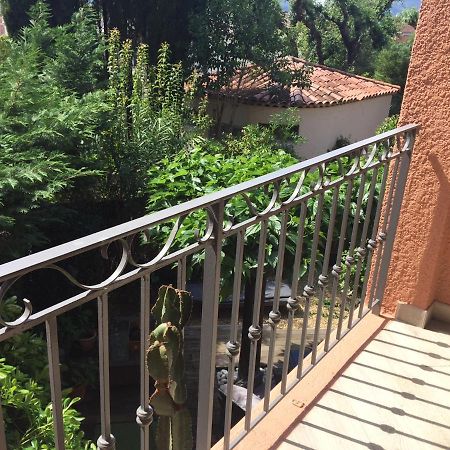 Belle Residence Au Centre De Saint Tropez Avec Piscine Et Garage Luaran gambar